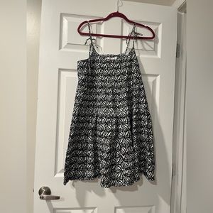 Vineyard vines dress